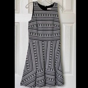 Loft Dress size 4. Fit and flare, Art Deco black and white design. Knee length.